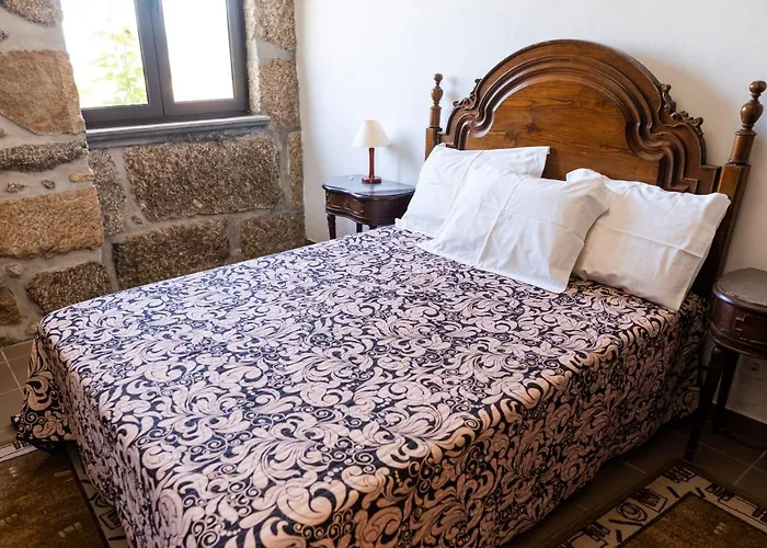 別荘 Comfortable House In Fornos With Shared Pool